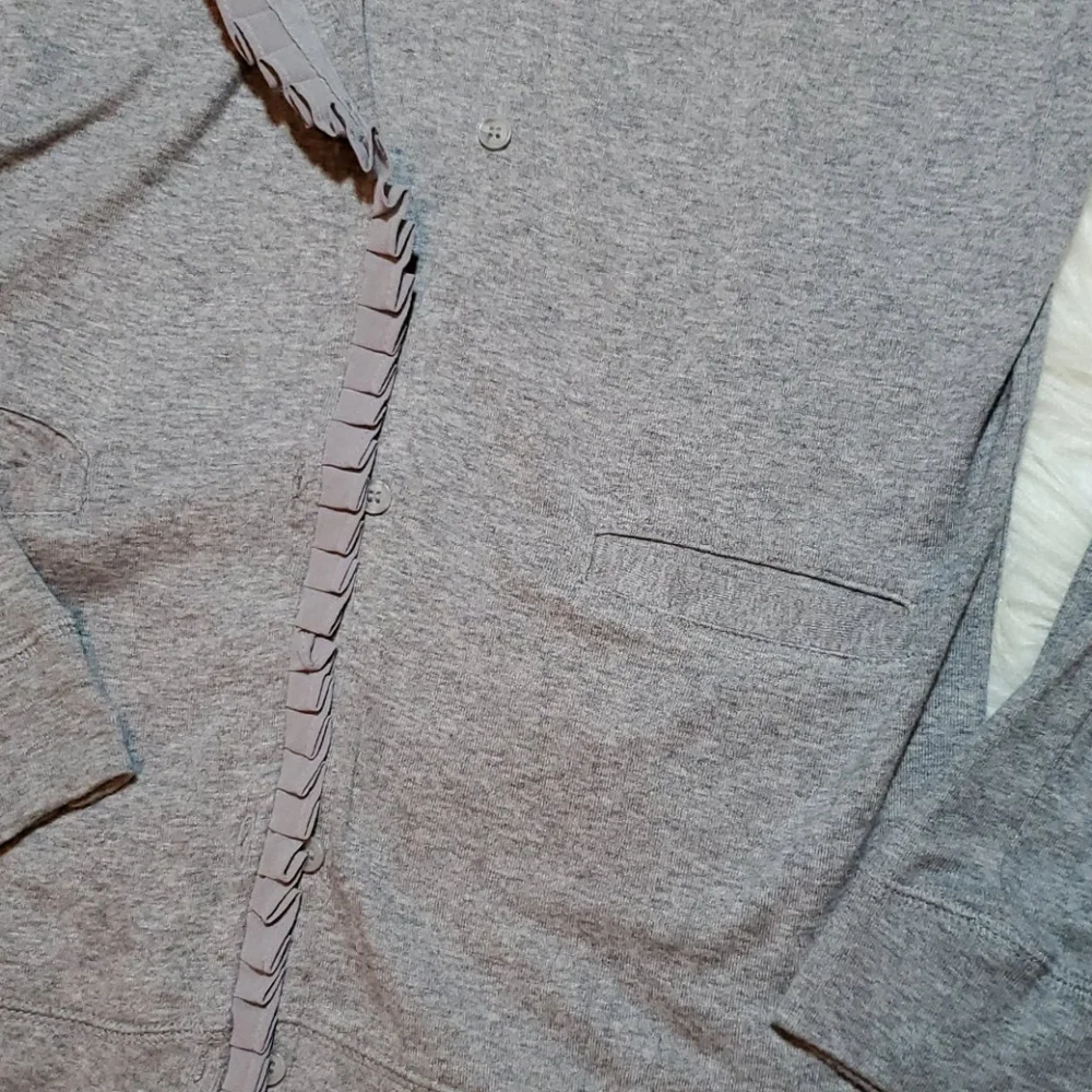 Daisy Fuentes gray button down cardigan sweater S